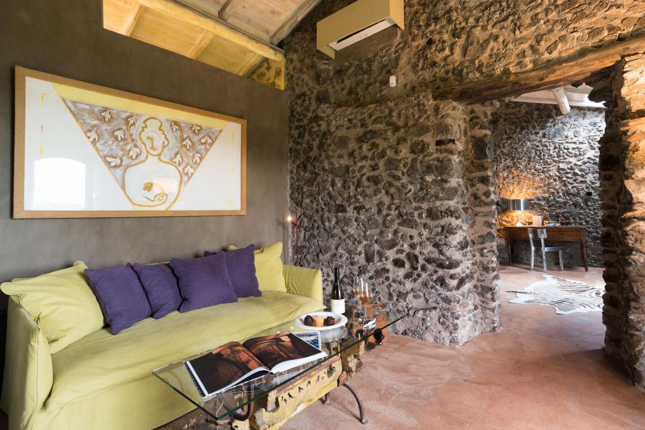 فندق Monaci Delle Terre Nere زافيرانا إتنيا المظهر الخارجي الصورة